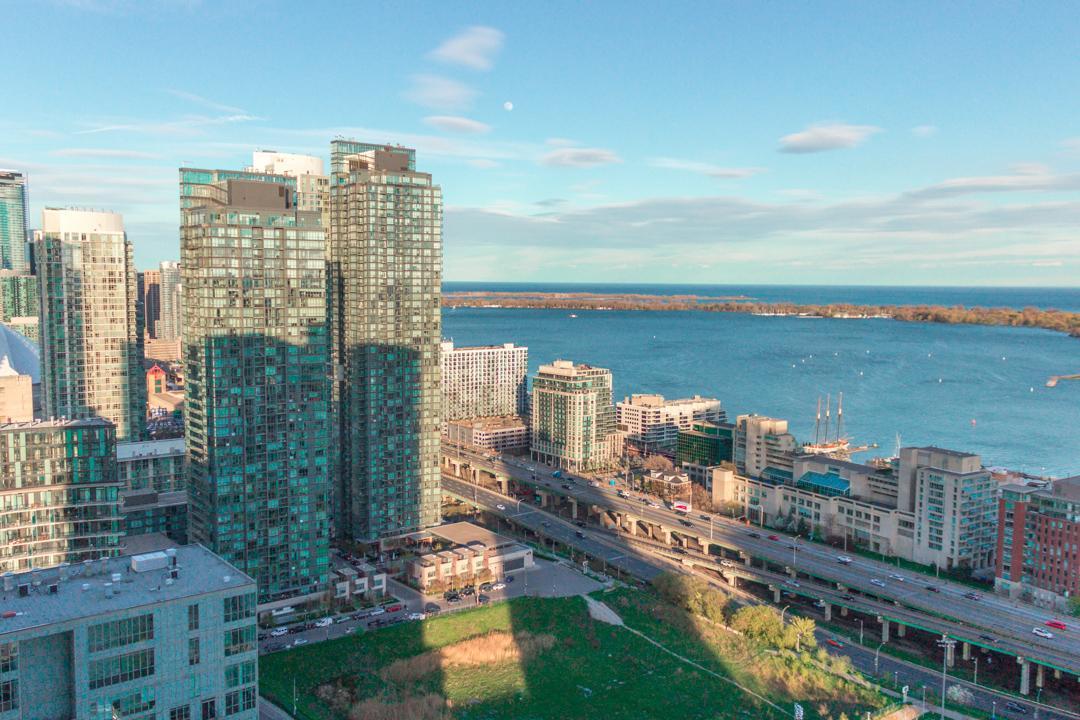 Downtown Toronto Luxury Condo Екстериор снимка